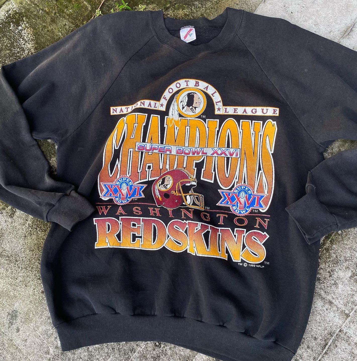 Vintage NFL “ Redskins Washington “ sweatshirt, Men's Fashion, Tops & Sets,  Tshirts & Polo Shirts on Carousell