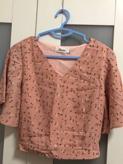 (Category: ) located in . Submitted by preloved_shopnow (Listing ID 1116583679, Image 1). Description: .