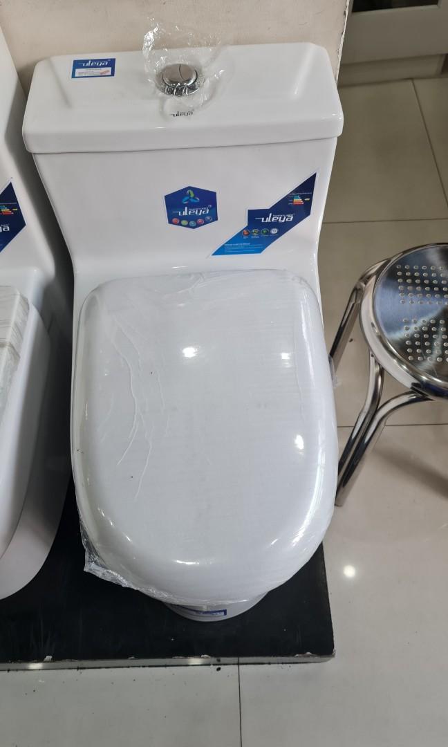 Water closet toilet bowl Dual flush brand uleya, Furniture & Home Living, Bathroom & Kitchen