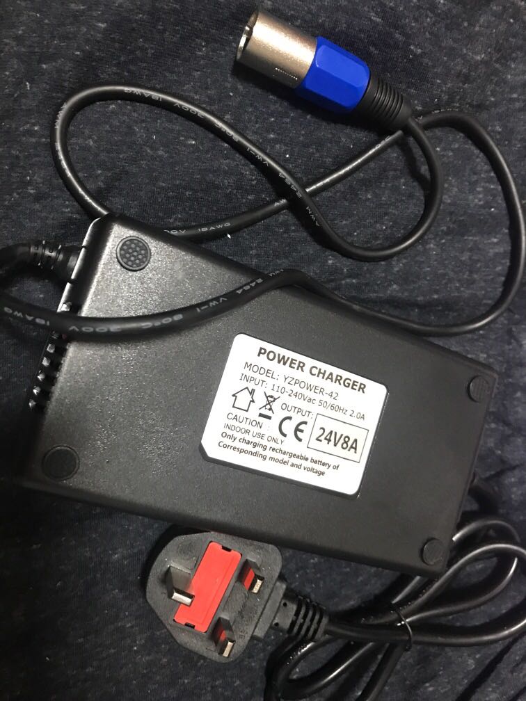 YZPOWER42 w 24V, 8A Battery Charger for Scooter for people with