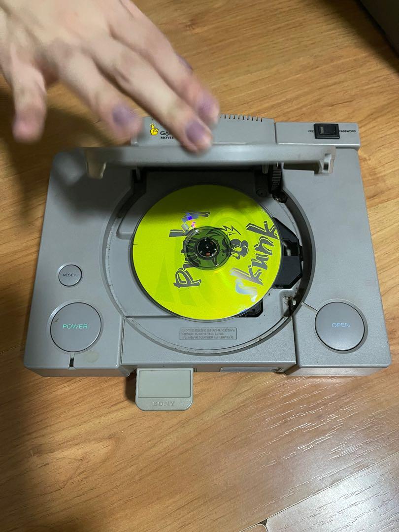 2nd hand Playstation (Category: PlayStation) located in Manila. Submitted by kristielyntan (Listing ID 1111267464, Image 2). Description: .