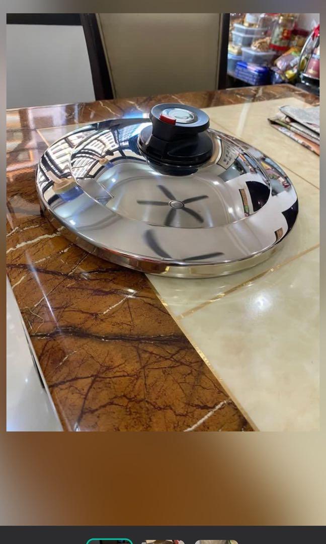 AMC 28cm secuquick pressure cooker lid, TV & Home Appliances, Kitchen