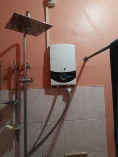 Ariston water heater