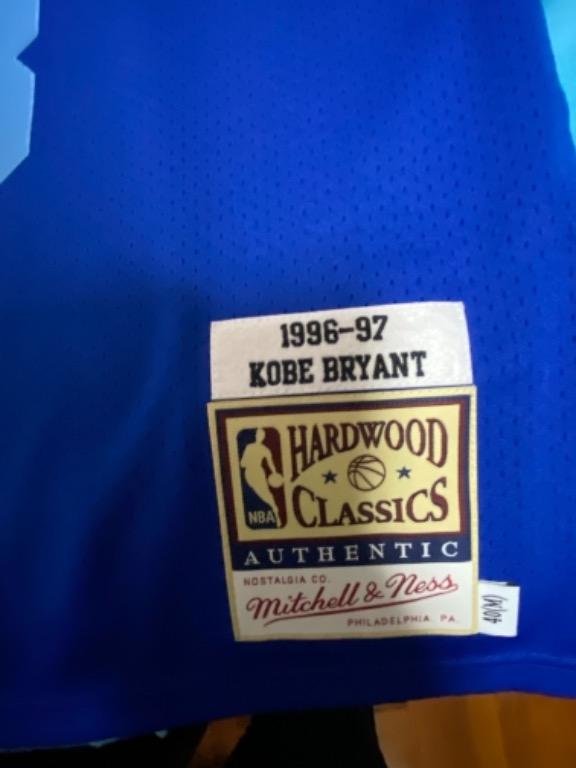 MITCHELL AND NESS Los Angeles Lakers Kobe Bryant 1996-97 Alternate