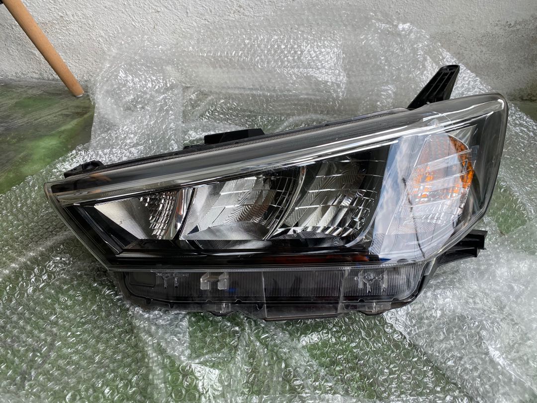 Bezza led outlet light