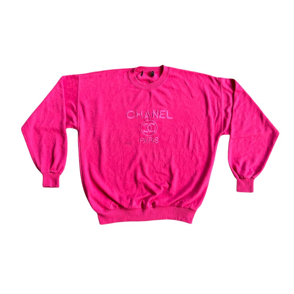 Pink shop chanel sweatshirt