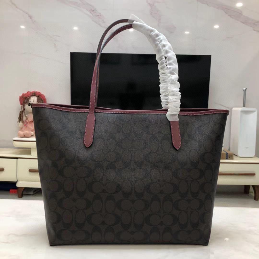 Coach unicorn handbag tote bag c1780, Women's Fashion, Bags & Wallets ...