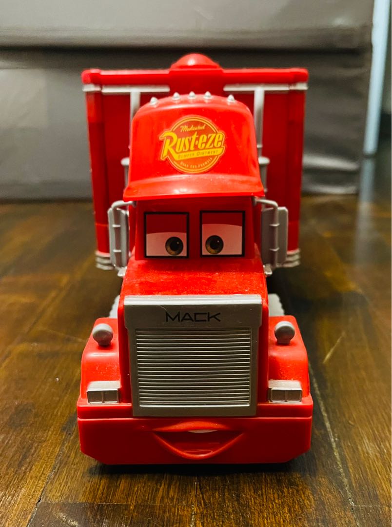 Cars 3 shop mack portable playcase
