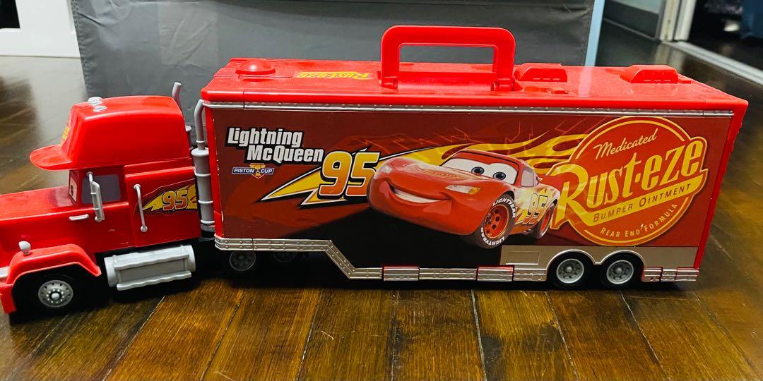 Mack portable playcase store