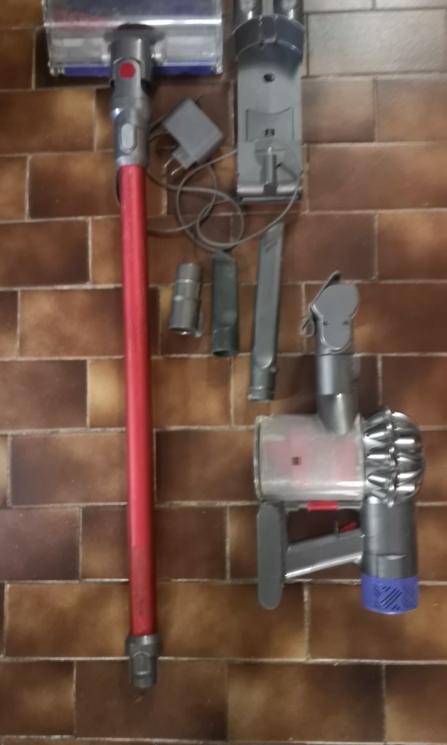 Dyson V9 cordless vacumn, 電視及其他電器 , 吸塵機及家居清潔用品 - Carousell