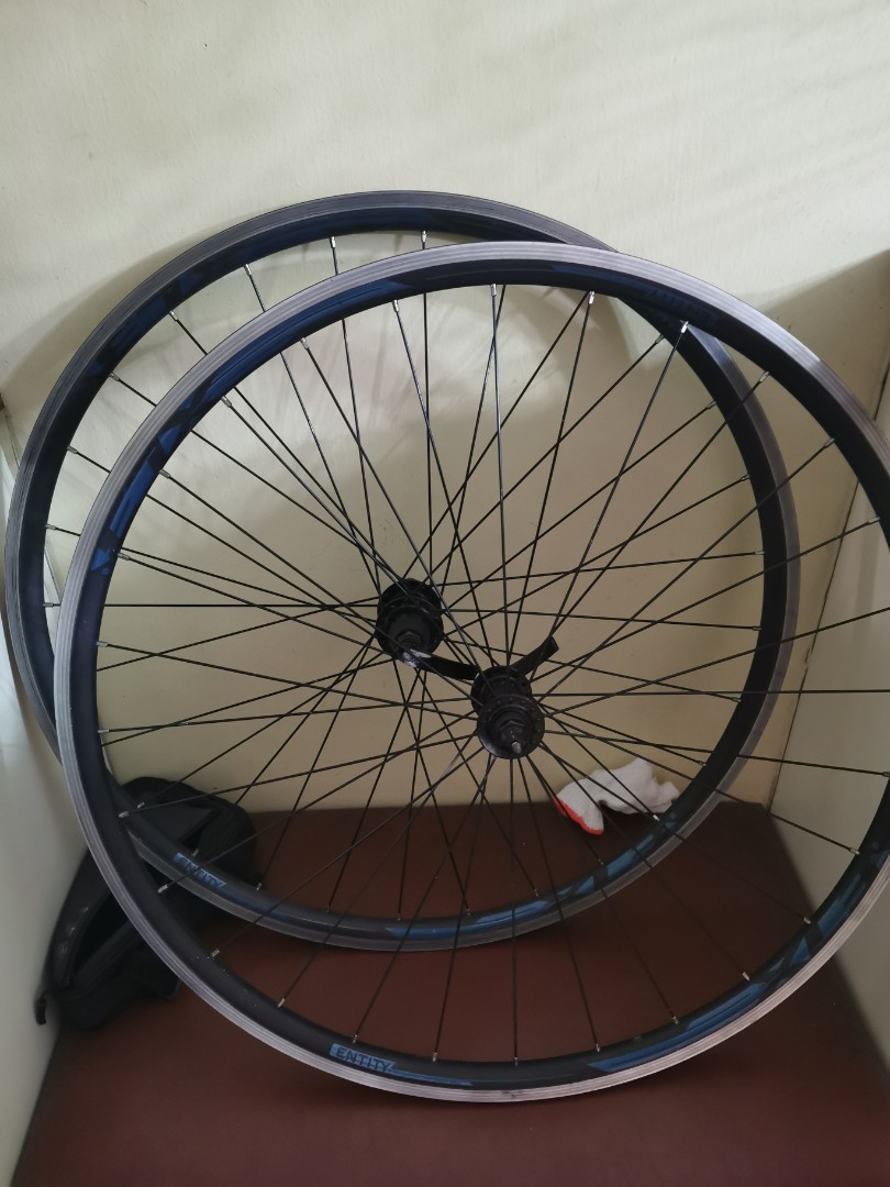 Entity xl3 tubeless ready road bike rim