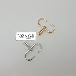 Bag fastener/shortener to shorten chanel bag strap, Women's Fashion, Bags &  Wallets, Tote Bags on Carousell