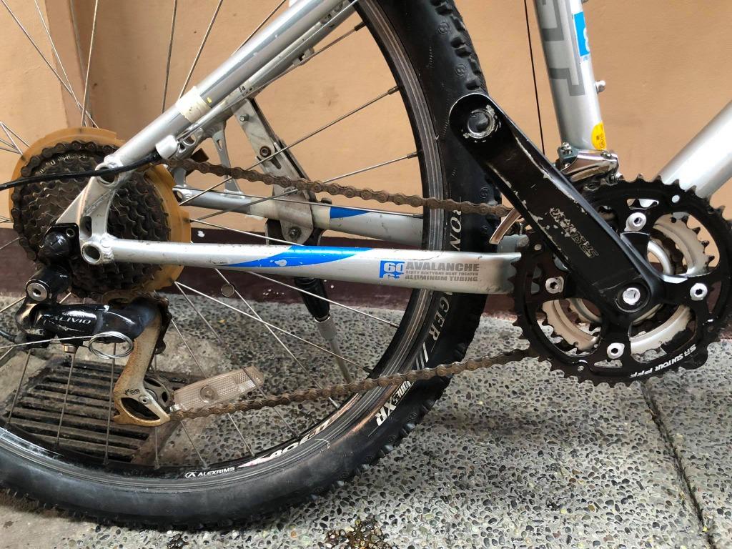gt avalanche 3.0 all terra mountain bike