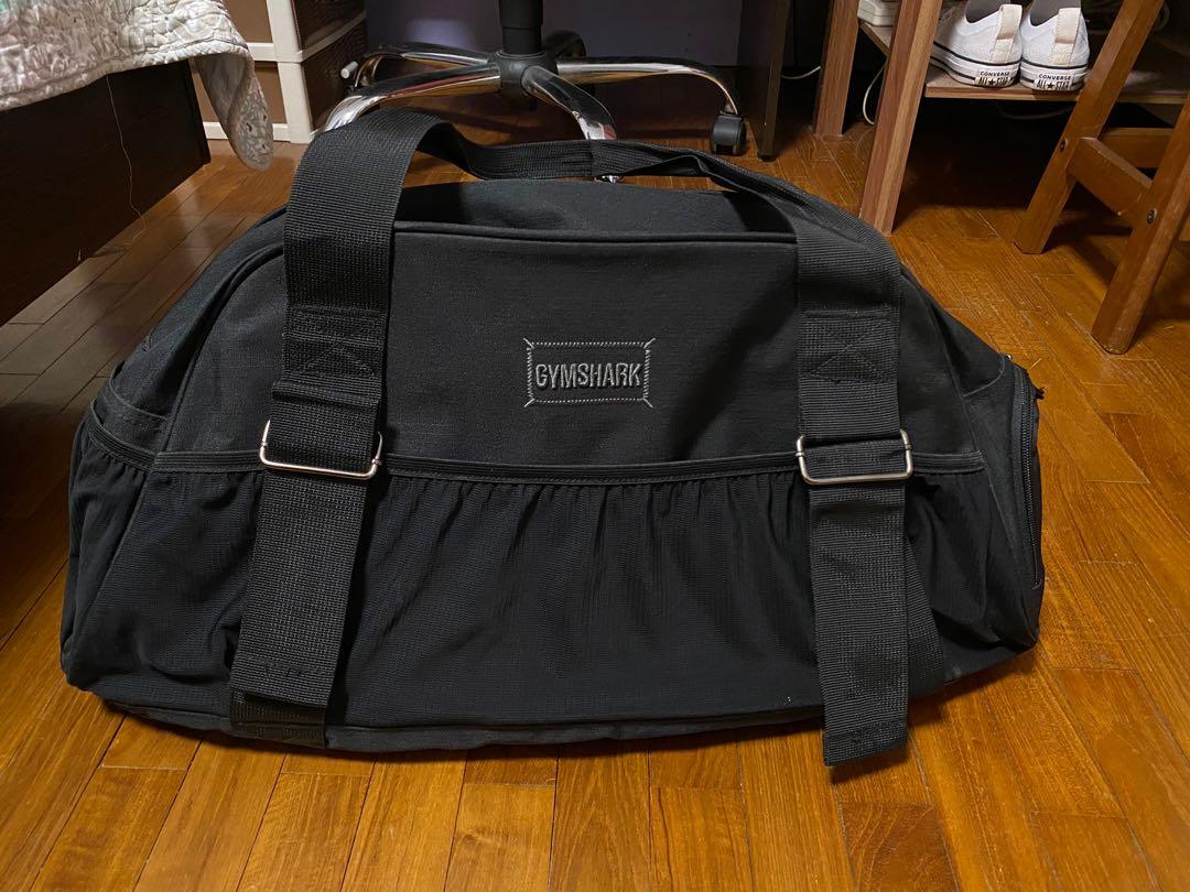 Lifestyle holdall gymshark deals
