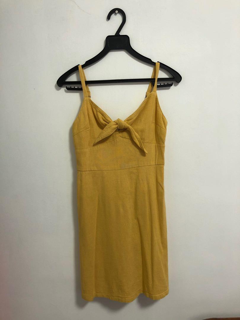 Hollister yellow tie front dress Women s Fashion Dresses Sets