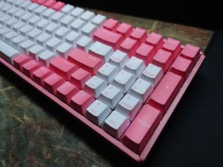 （分類：）位於 。 由 Ky1ez 提交（商品編號 1111248101，圖片 1）。簡介： 。