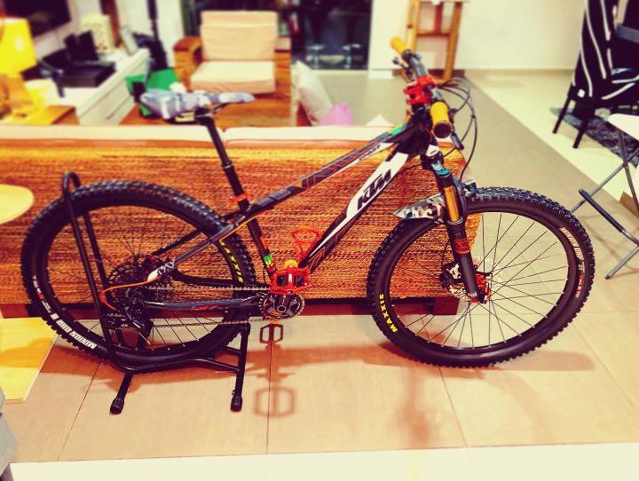 KTM mountain Bike, Sports Equipment, Bicycles & Parts, Bicycles on