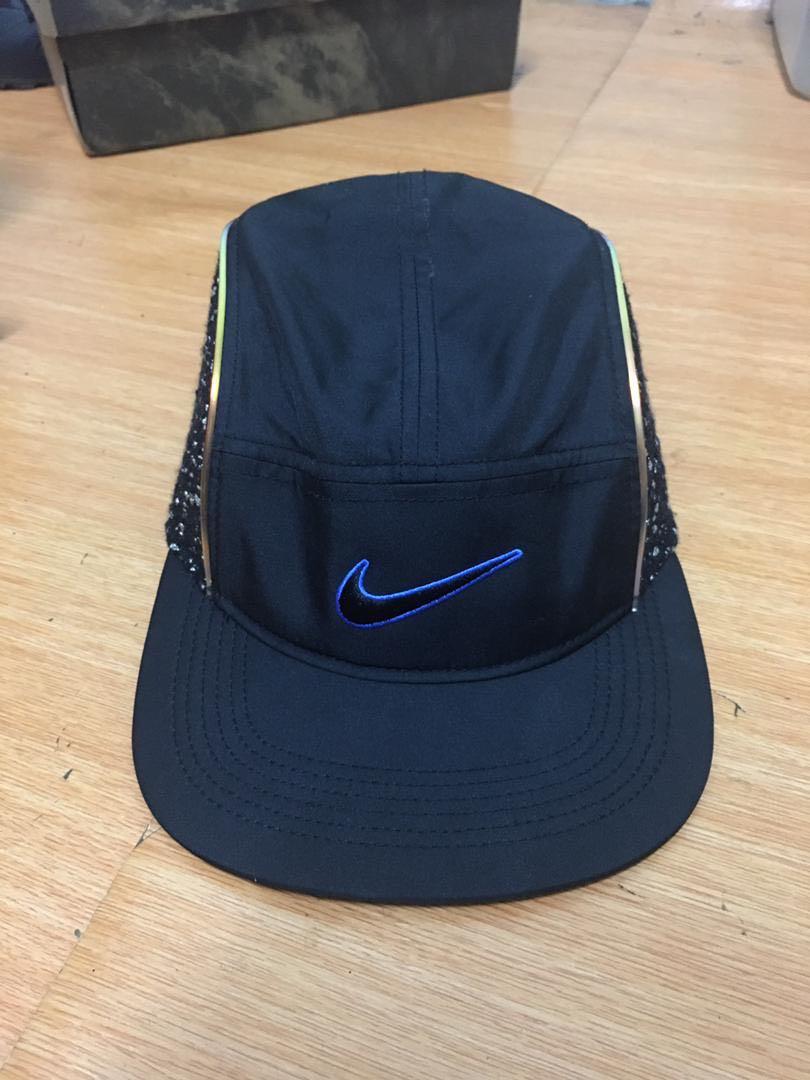 supreme nike hats