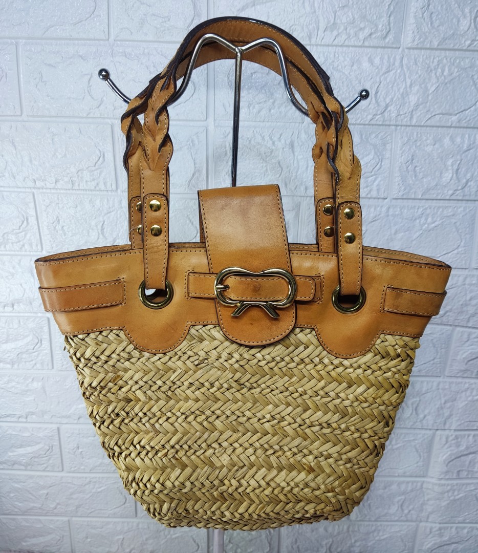 Original Anya Hindmarch Straw Bag, Luxury, Bags & Wallets on Carousell