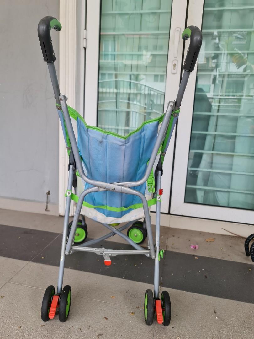 Toys r us lightweight stroller