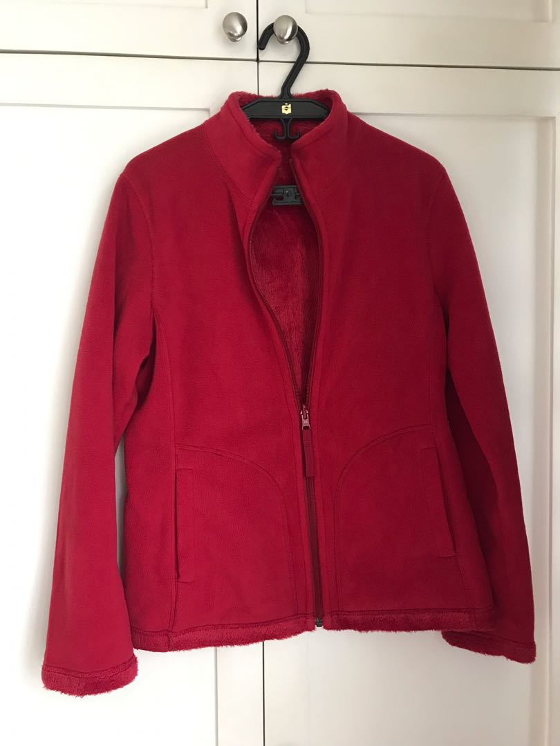 uniqlo red jacket