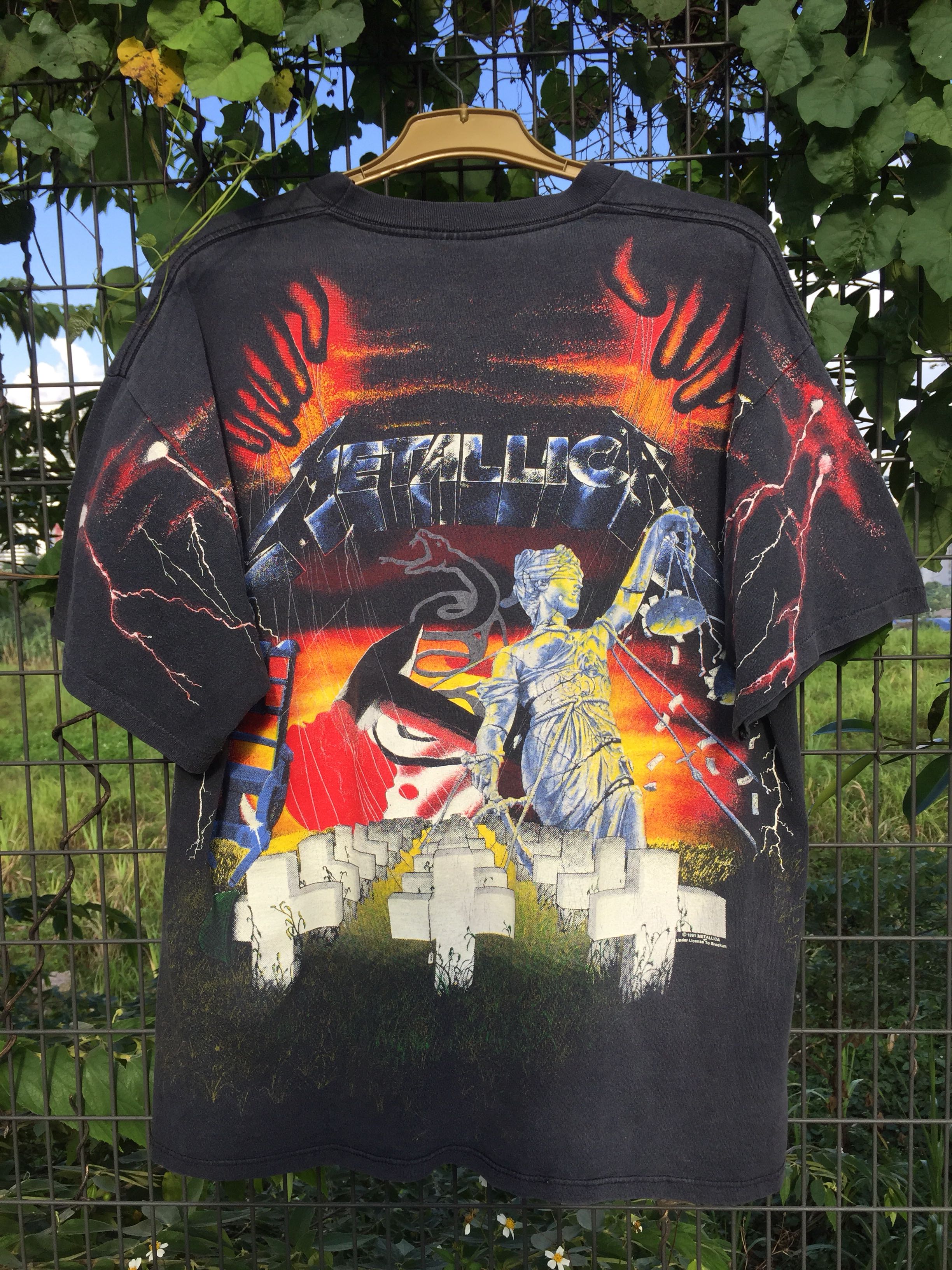 Vintage 1991 Metallica All Over Print T Shirt Men s Fashion Tops Sets Tshirts Polo Shirts on Carousell