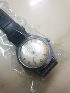 (Category: ) located in . Submitted by antiquewatchvic (Listing ID 1111378010, Image 1). Description: .