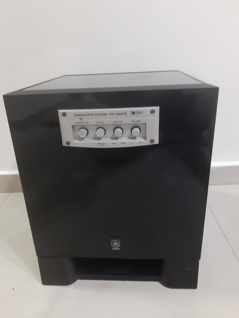 Yamaha YST SW 215 SubWoofer, Audio, Soundbars, Speakers & Amplifiers on