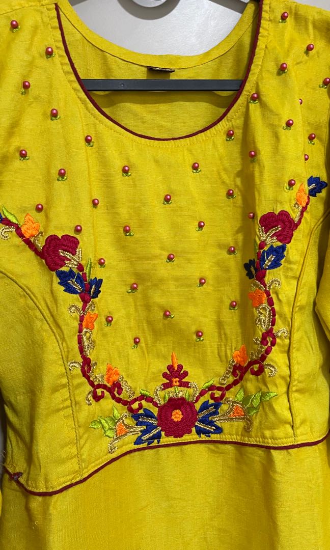 Yellow kurti with red leggings sales
