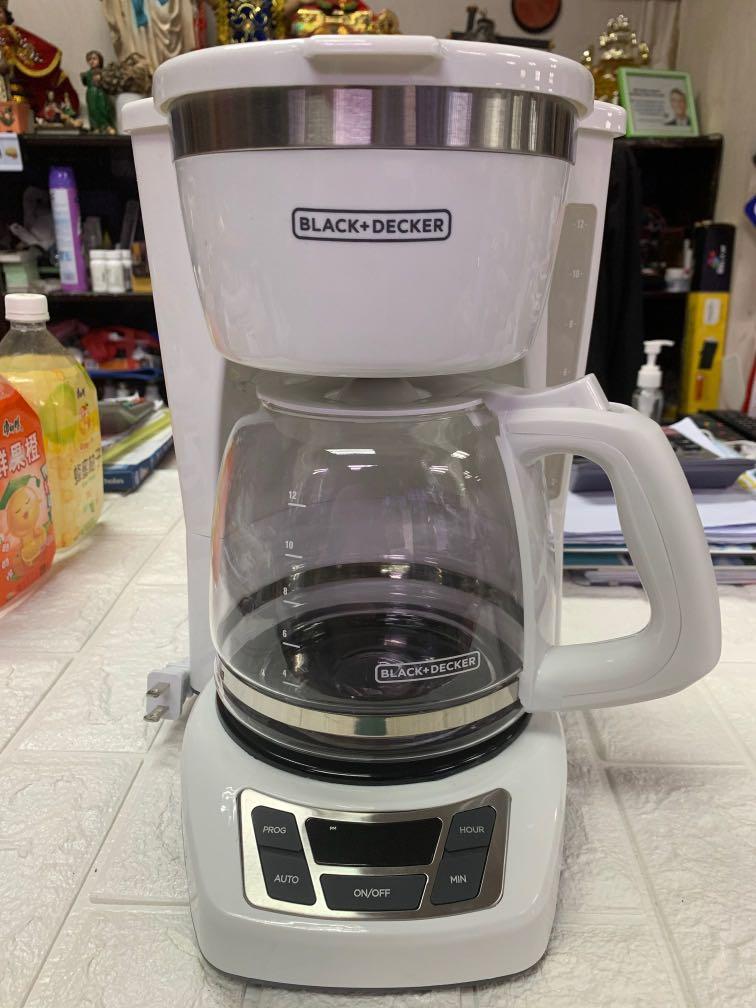 Black + Decker 12 Cup Programmable Coffeemaker (Category: Coffee Machines & Makers) located in Pasay City. Submitted by ayinong168 (Listing ID 1116744094, Image 1). Description: Item is in excellent condition mint still in box working 110volts needs transformer to work with little scratch on cover pls see pics .