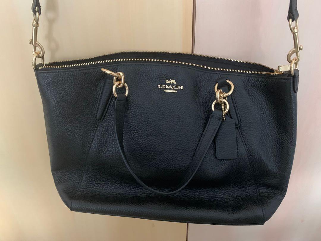 Kelsey small coach store