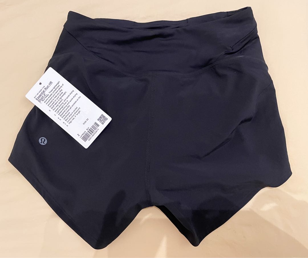 BNWT Lululemon running shorts, Women's 