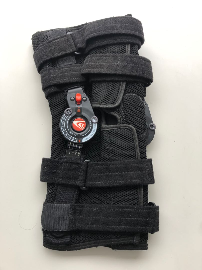 Breg Hinged Knee Brace, Health & Nutrition, Braces, Support