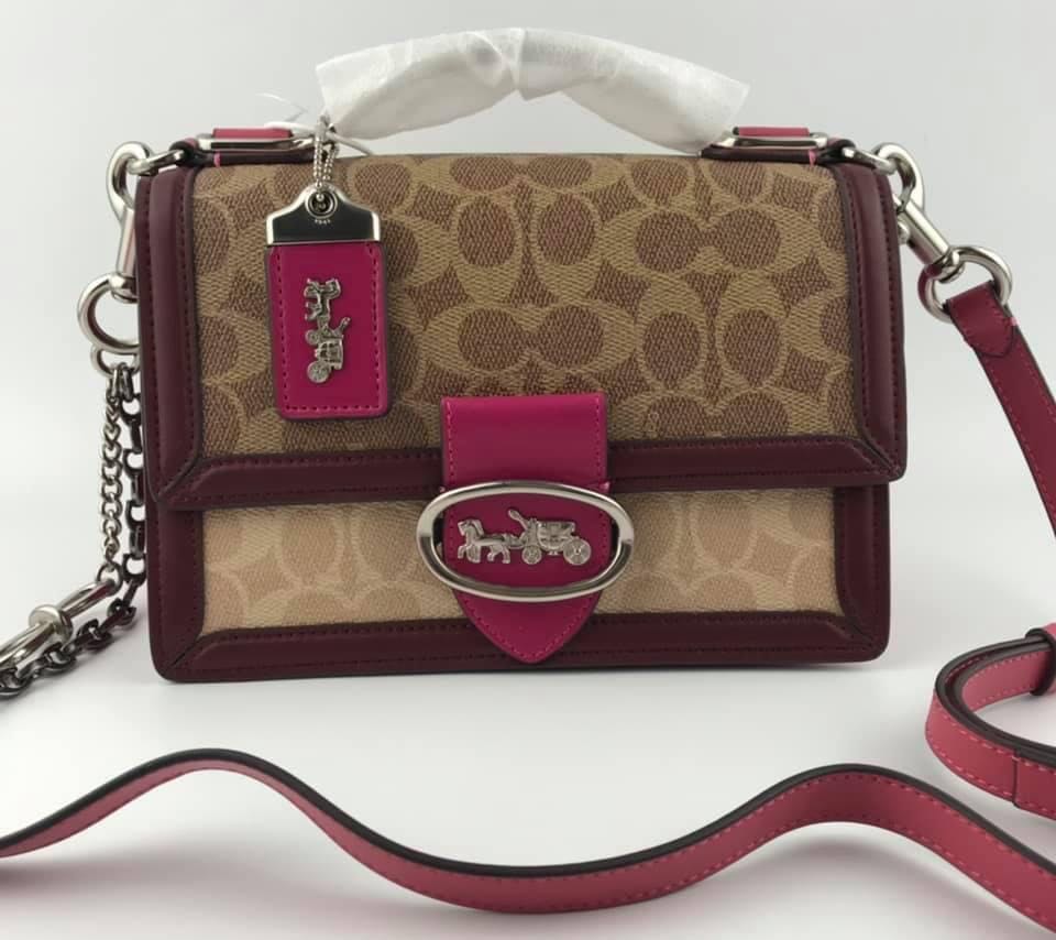 Coach Riley Shoulder Bag in Signature Canvas, Women's Fashion, Bags ...