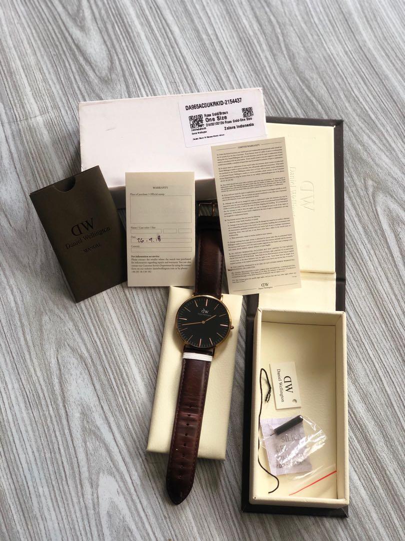 Daniel Wellington original ex zalora indonesia 40 mm Fesyen
