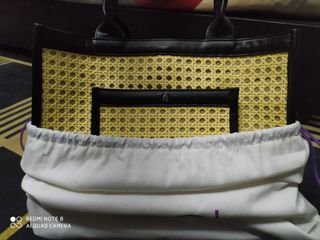 (Category: ) located in . Submitted by preloved_nurul (Listing ID 1116767354, Image 1). Description: .