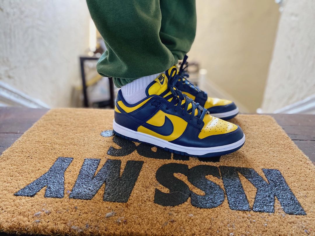 dunk low michigan