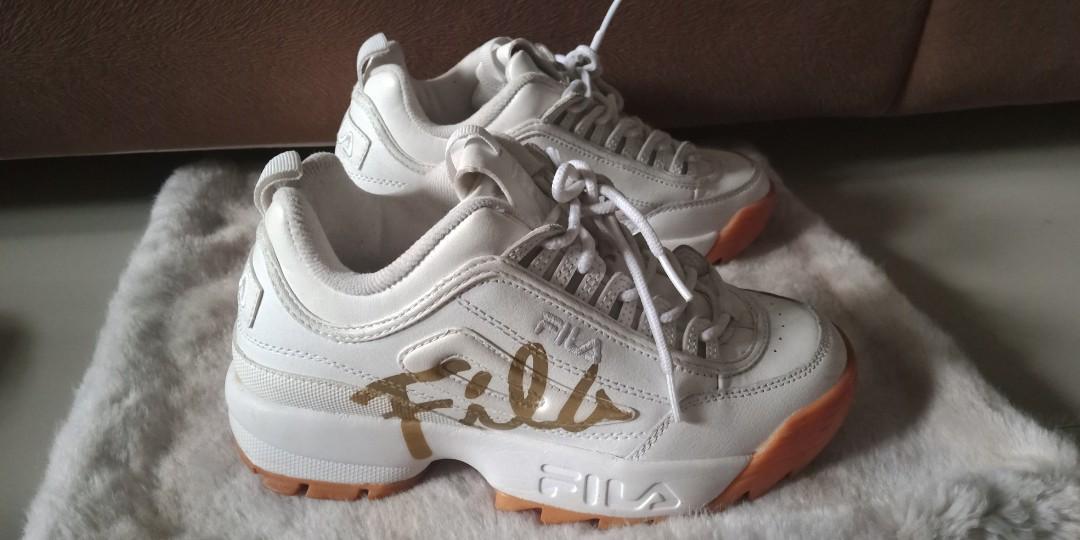 Fila disruptor script gold on sale