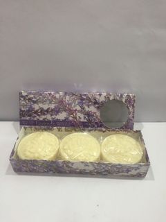 (Category: ) located in . Submitted by redgiftshop (Listing ID 1116725469, Image 1). Description: .