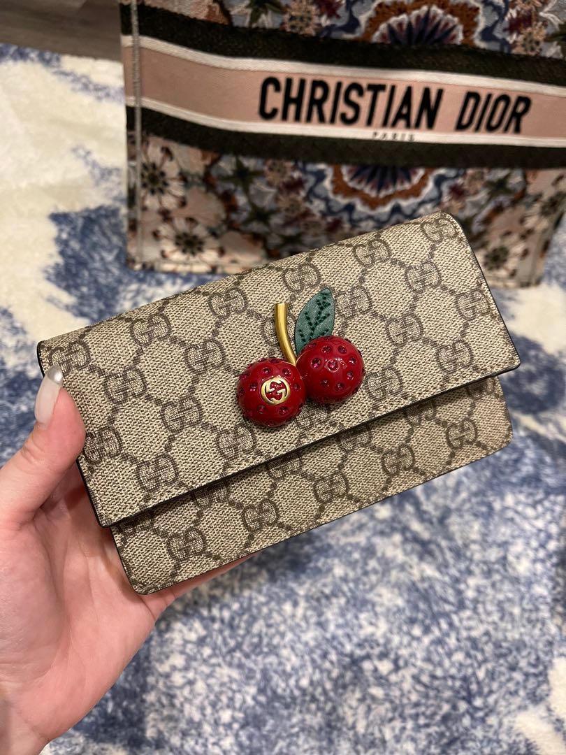 gucci mini sling bag