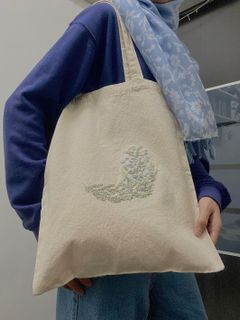 (Category: ) located in . Submitted by EmbroiderWithE (Listing ID 1116573810, Image 1). Description: .