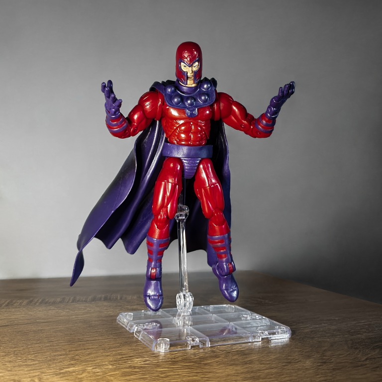 Toy shop biz magneto