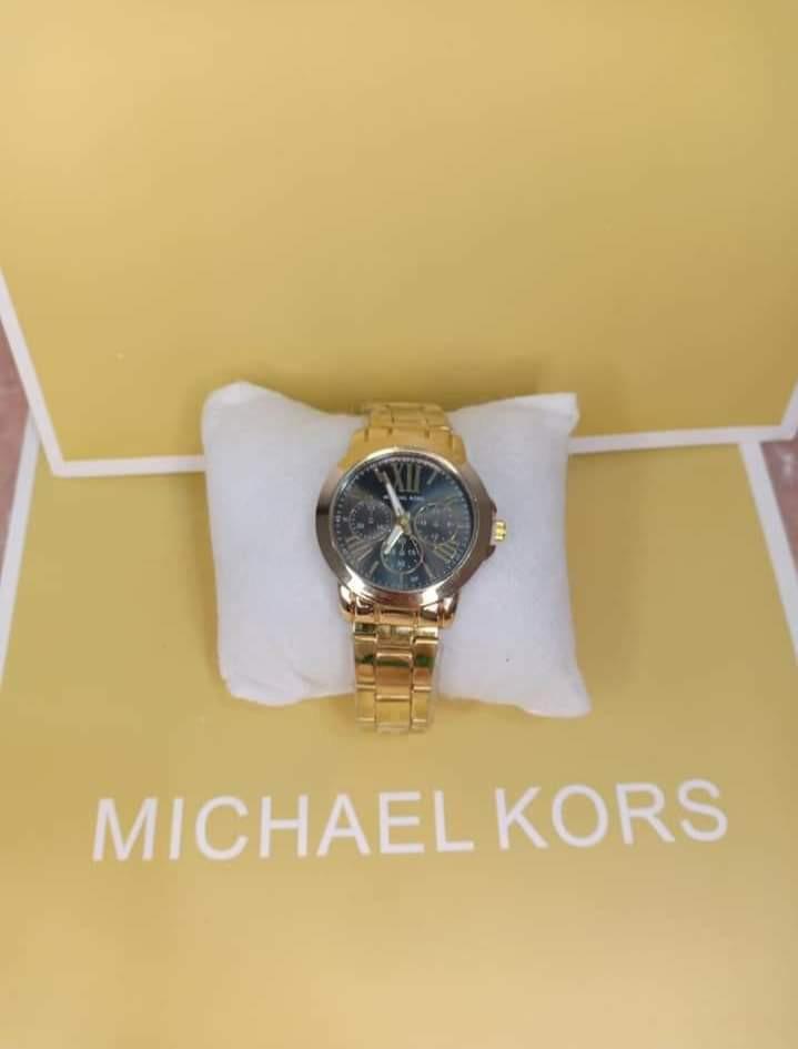 Michael kors class A, Women's Fashion, Watches & Accessories, Watches on  Carousell