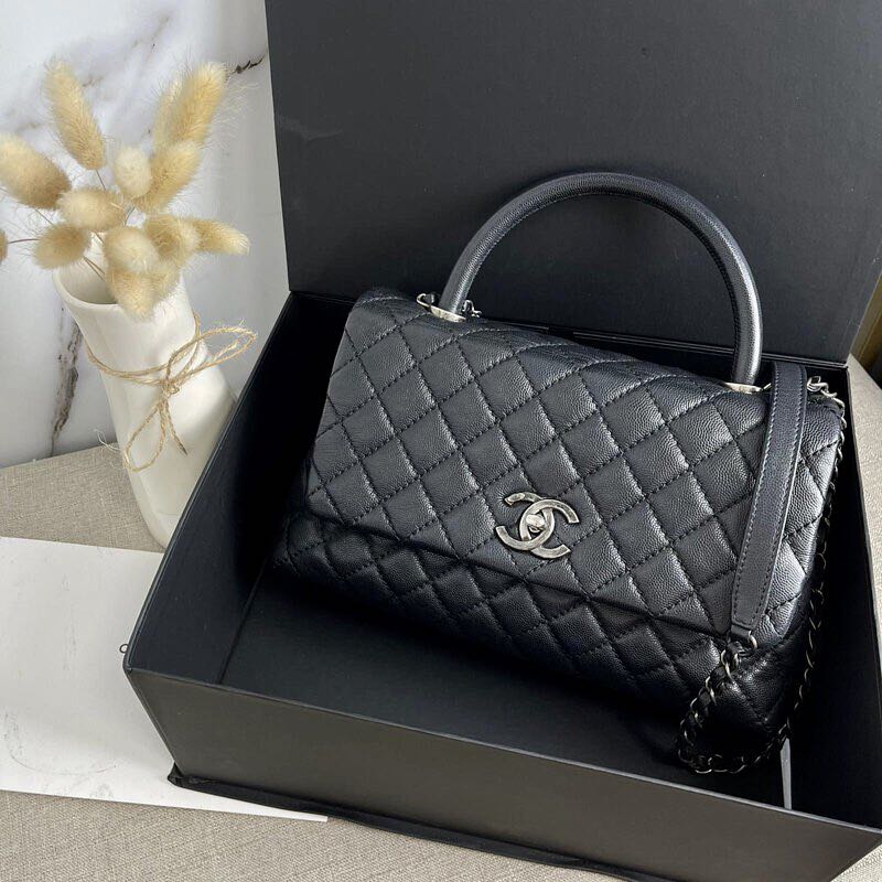 Sale Pre Order Chanel Coco Handle Caviar Medium Size 28cm Luxury Bags Wallets On Carousell Sale Pre Order Chanel Coco Handle Caviar Medium Size 28cm Luxury Bags Wallets On Carousell