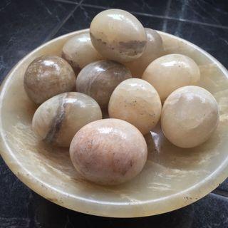 Set Hiasan Telur dan Mangkok Batu Onyx Alam