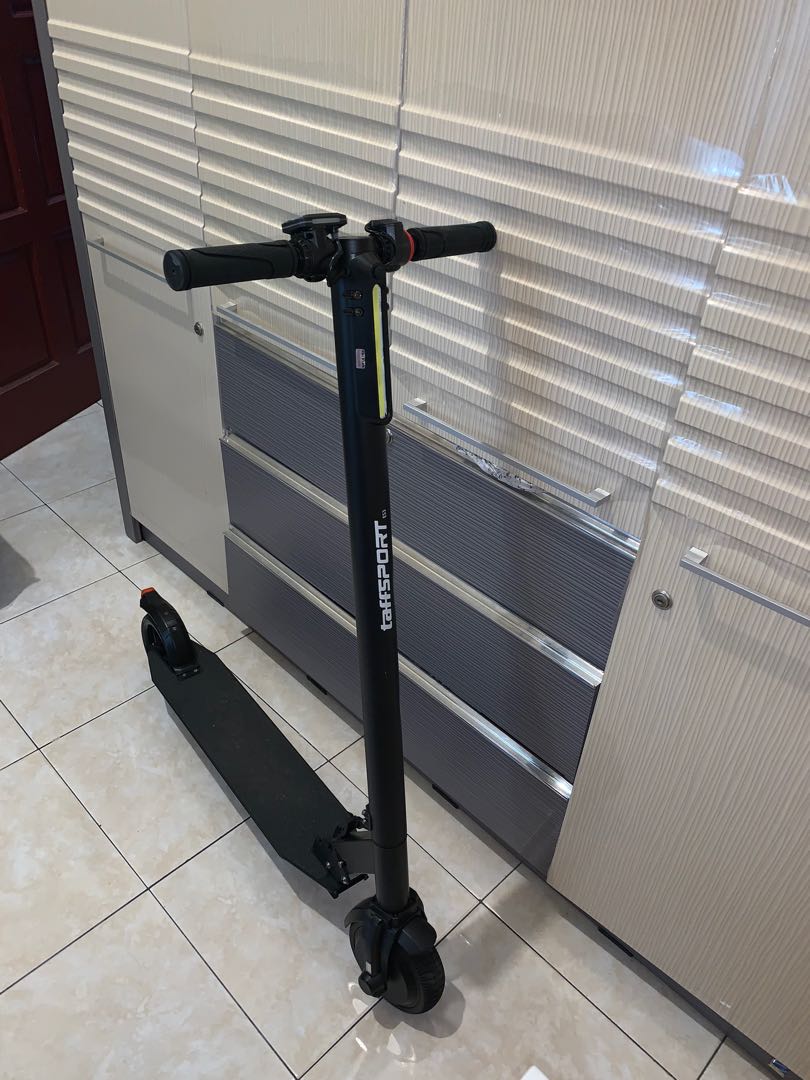 SKUTER LISTRIK / Scooter listrik / Electric Scooter BEKAS MEREK