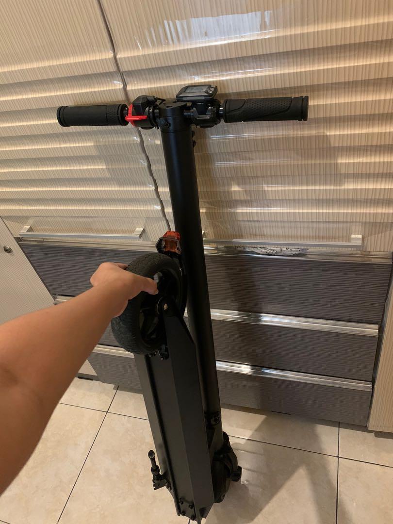 SKUTER LISTRIK / Scooter listrik / Electric Scooter BEKAS MEREK