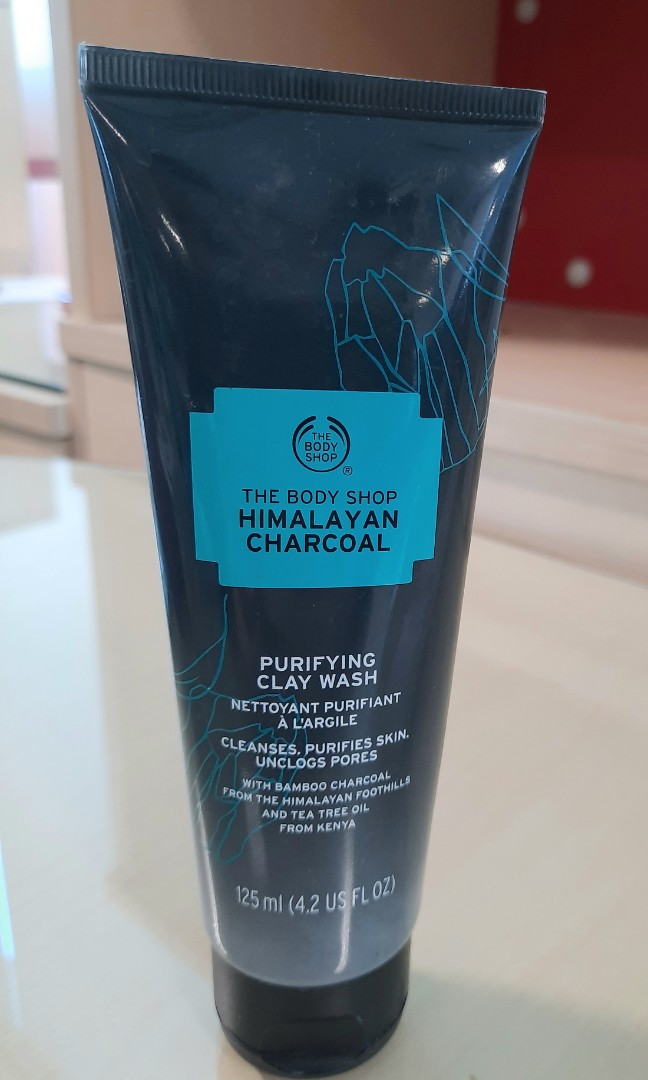 The Body Shop Himalayan Charcoal Facial Wash, Kesehatan & Kecantikan, Kulit, Sabun & Tubuh di