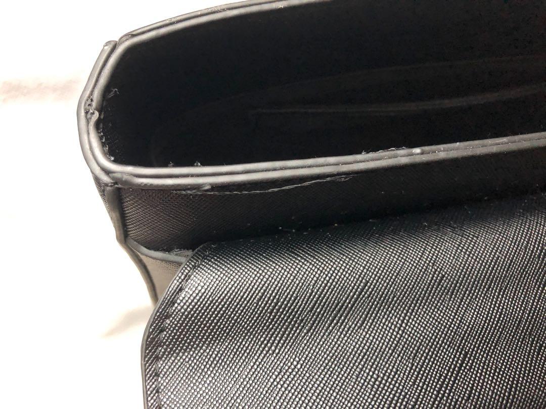 Thegreyspace co Hailey chain crossbody bag, Women's Fashion, Bags