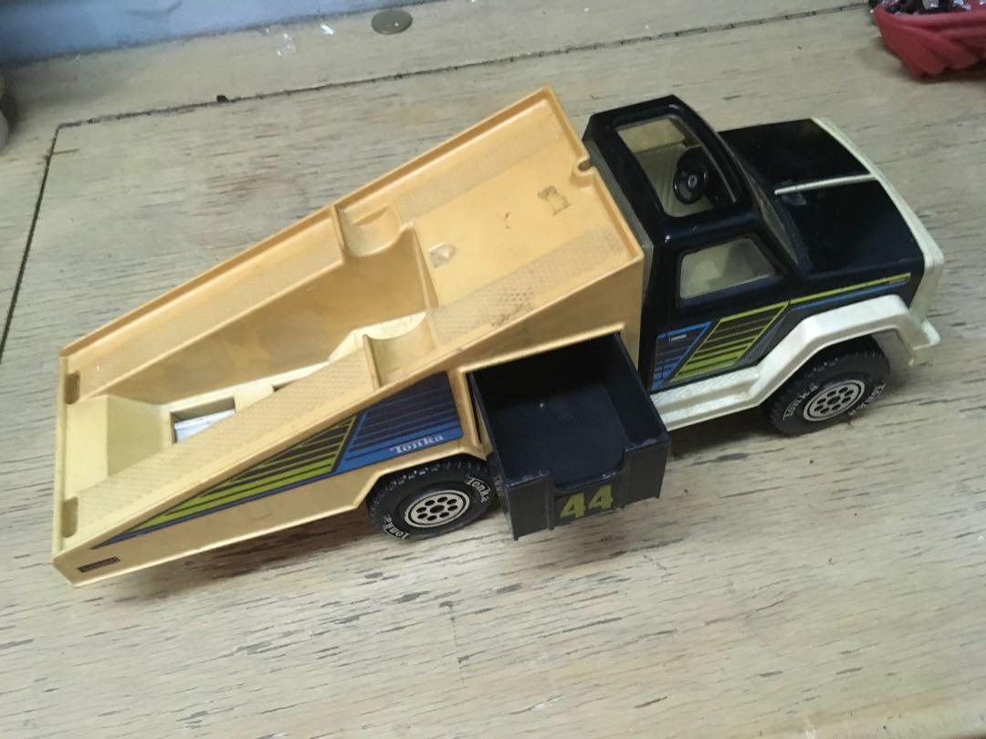 Tonka car top carrier 1978